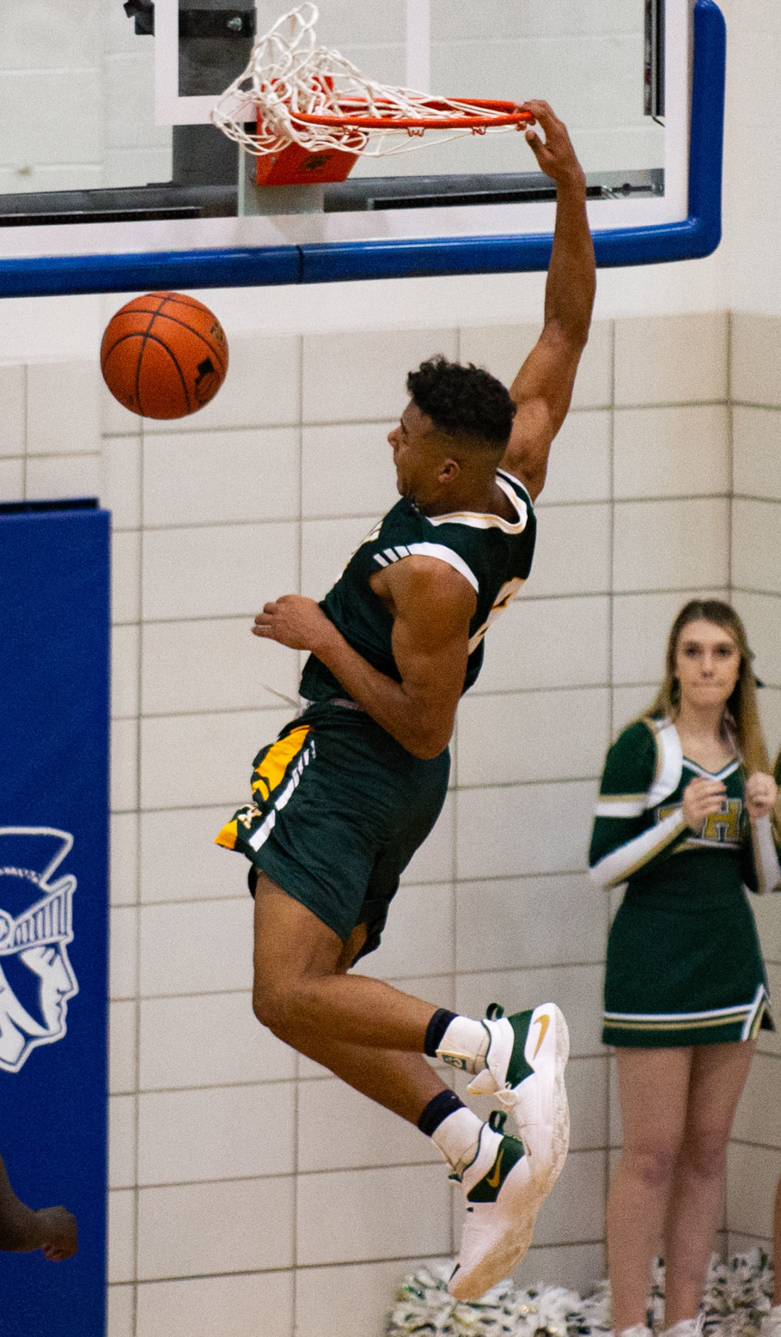 Lincoln Pius X vs. Lincoln East, 12.21